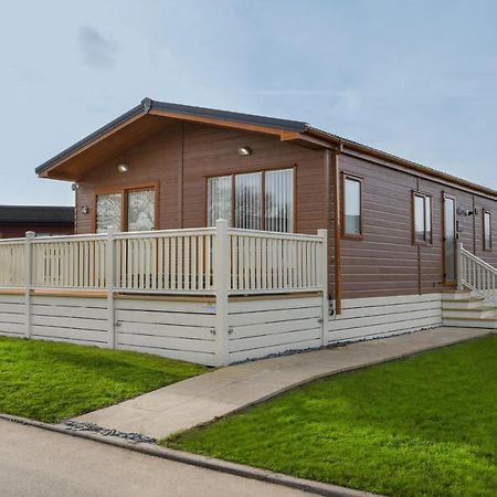 Rowan Lodge With Hot Tub Malton Luaran gambar