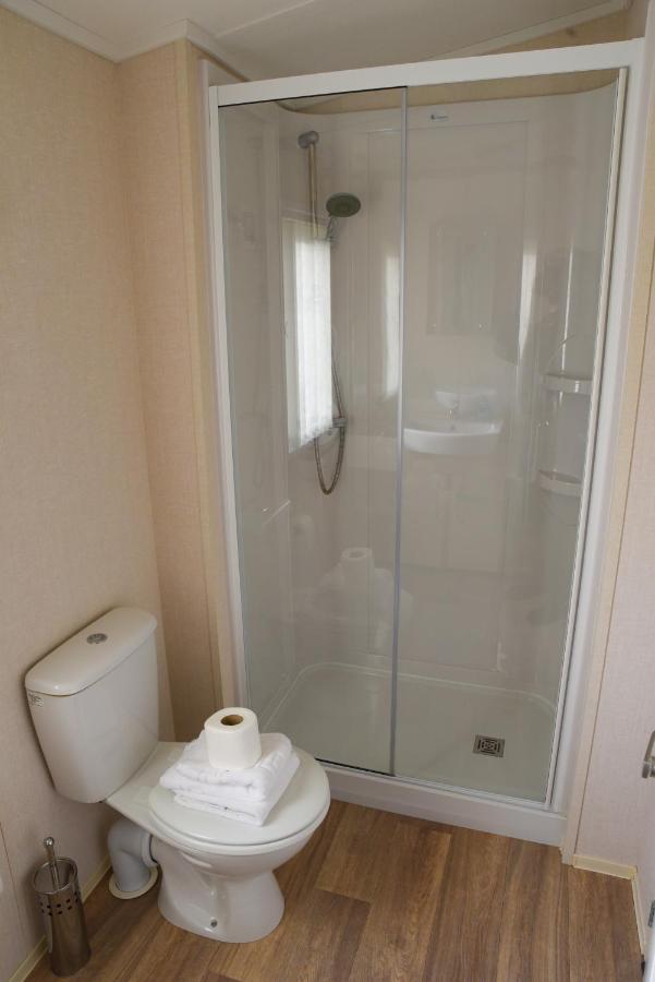 Rowan Lodge With Hot Tub Malton Luaran gambar